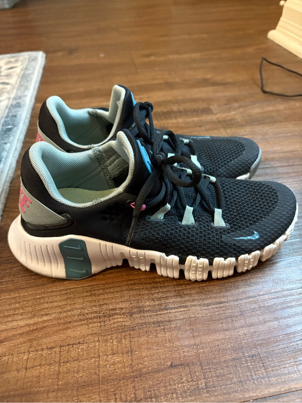 Nike womens metcon 4 size 7 lifting shoes